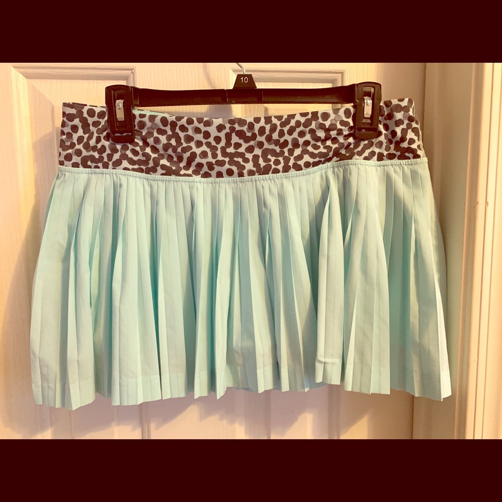Lululemon “Pleat to Street” skirt size 8